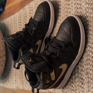Nike Black and Gold Air Jordan Shoes child's Size 12.5